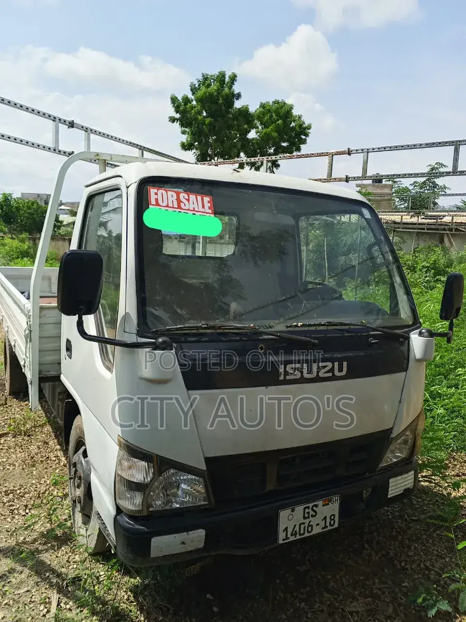 Isuzu ELF Truck 2018 White