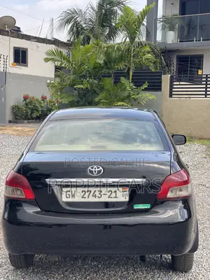 Toyota Belta 2010 Black