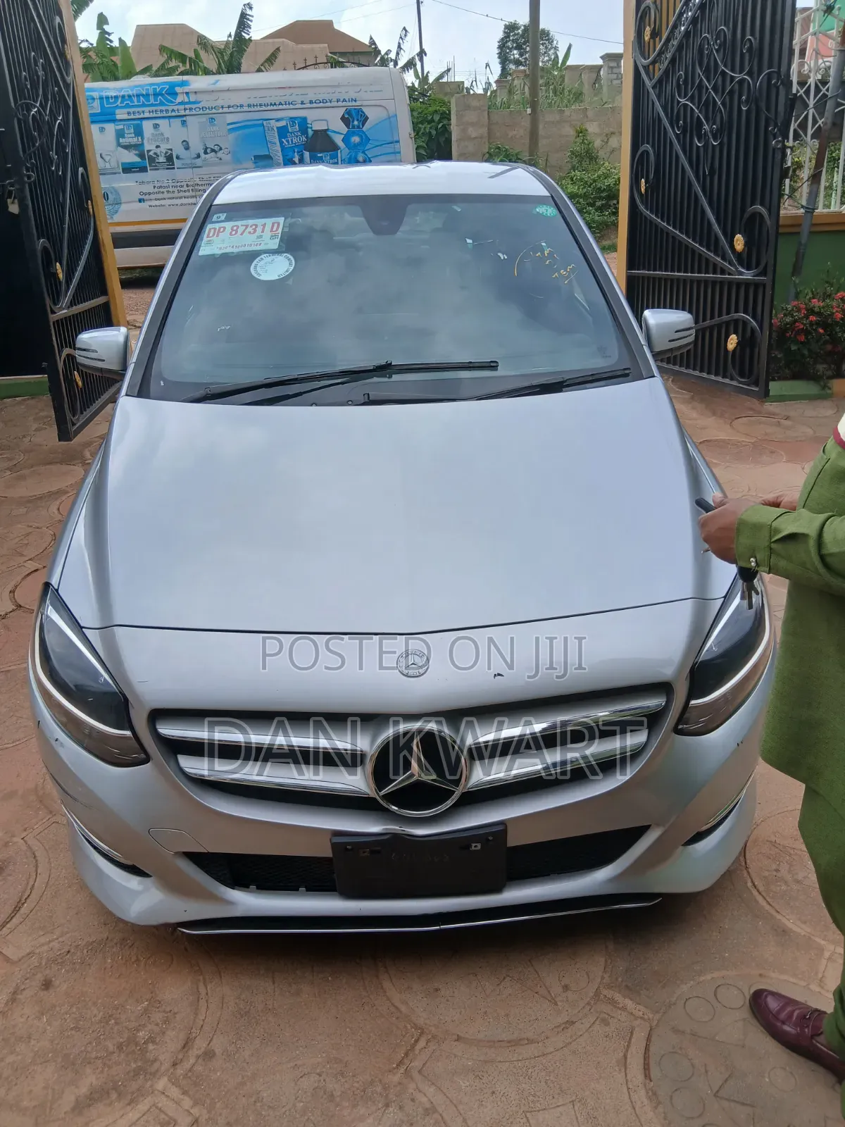 Mercedes-Benz B-Class 2015 Silver