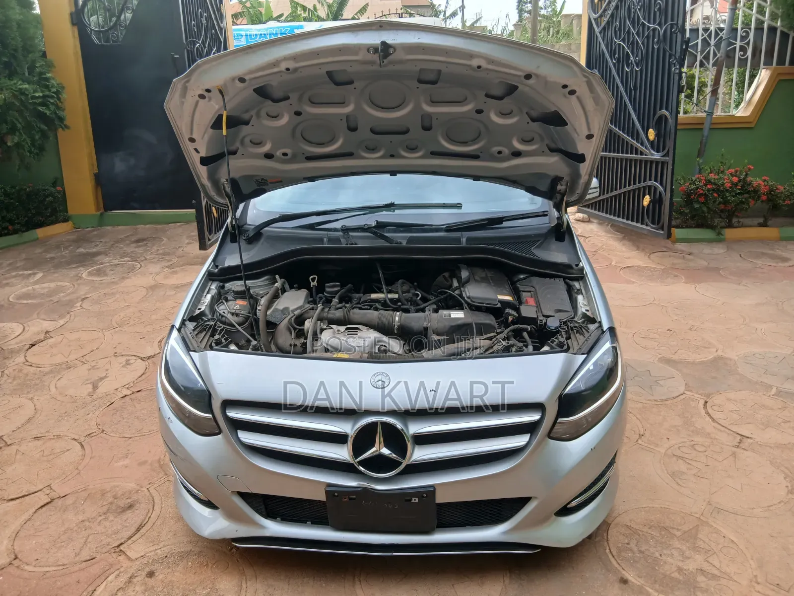 Mercedes-Benz B-Class 2015 Silver