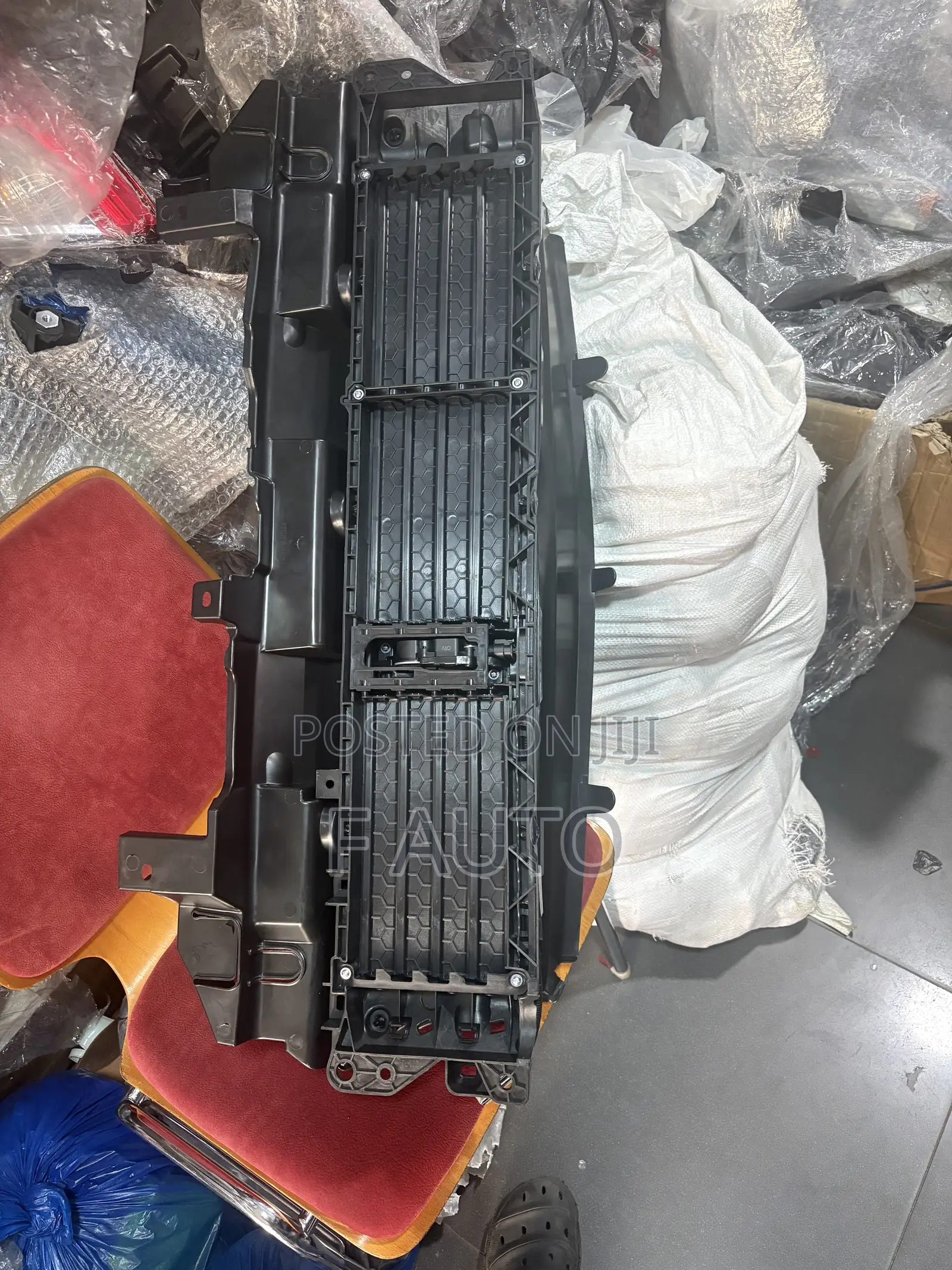 Honda CRV 2017,2018,2019,2020 Shutter Grill