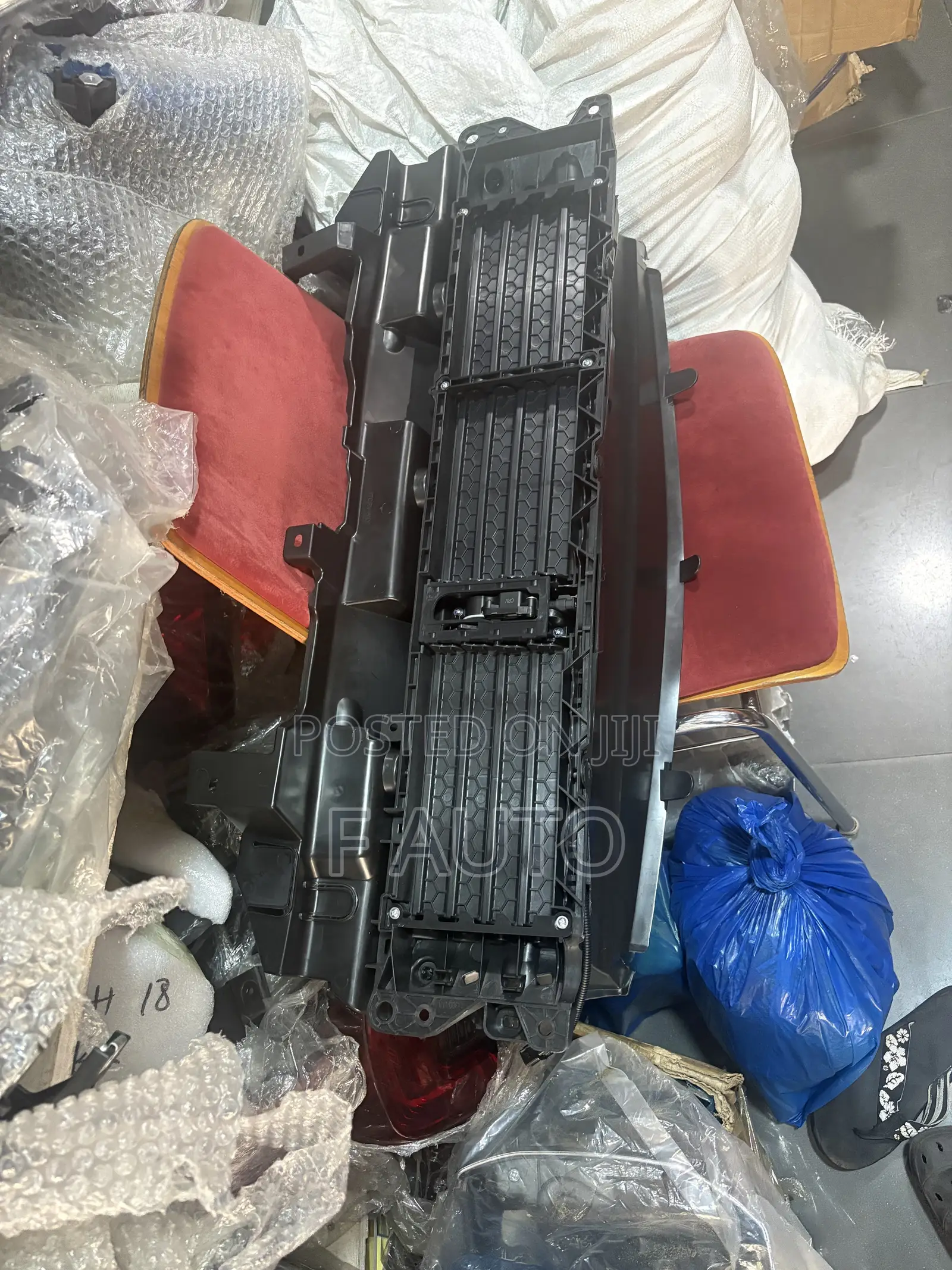 Honda CRV 2017,2018,2019,2020 Shutter Grill