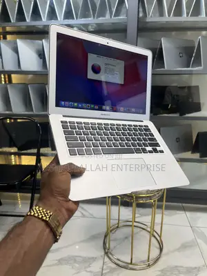 Laptop Apple MacBook Air 2017 8GB Intel Core i5 SSD 256GB