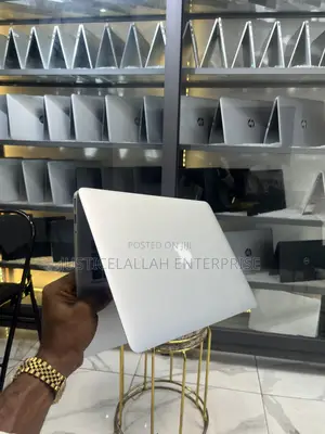 Laptop Apple MacBook Air 2017 8GB Intel Core i5 SSD 256GB