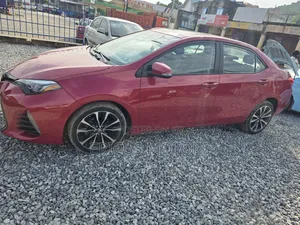 Toyota Corolla XSE 4dr Sedan (1.8L 4cyl CVT) 2017 Red