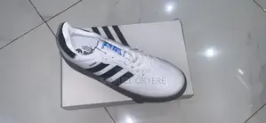 Adidas Sambaa