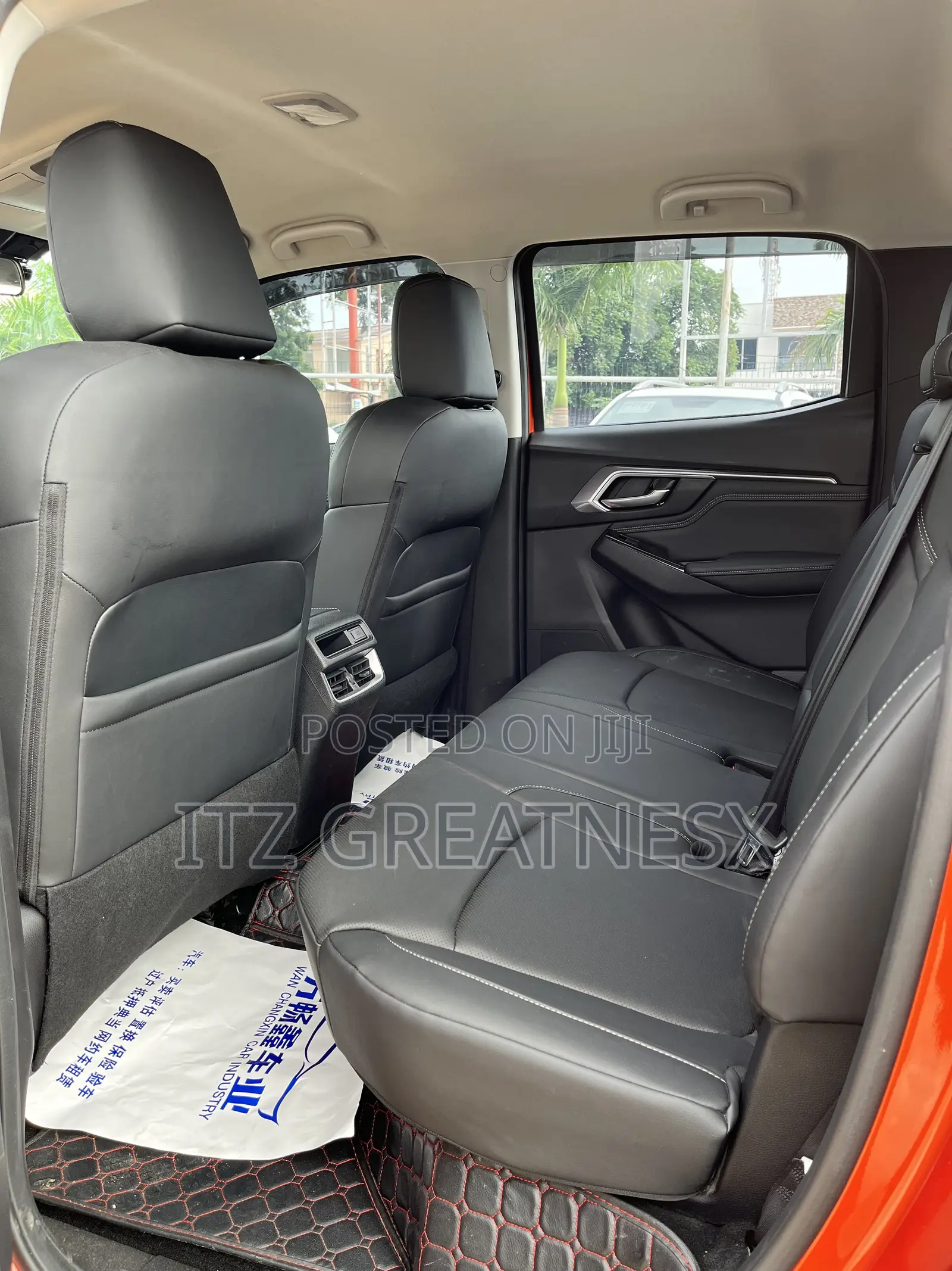 Isuzu D-MAX 2021 Orange