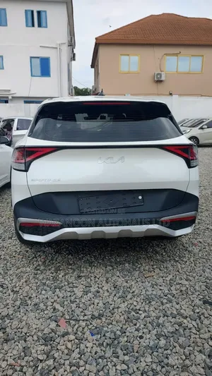Kia Sportage EX 2022 White