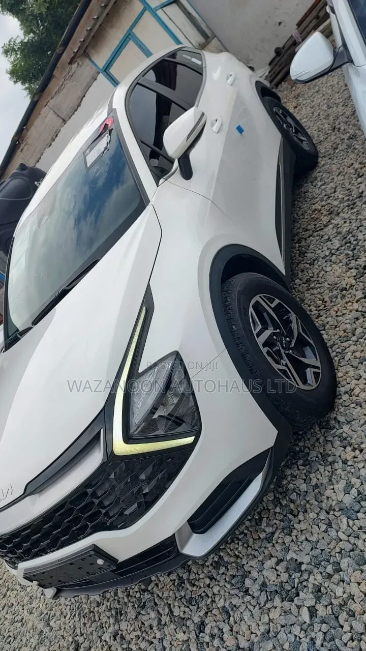 Kia Sportage EX 2022 White