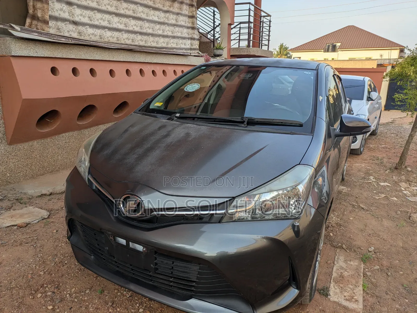 Toyota Vitz 2015 Gray