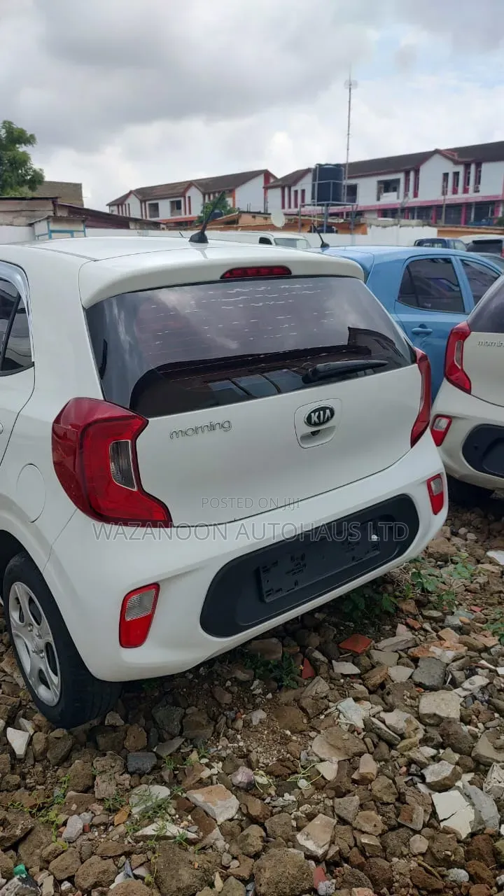 Kia Morning 2017 White