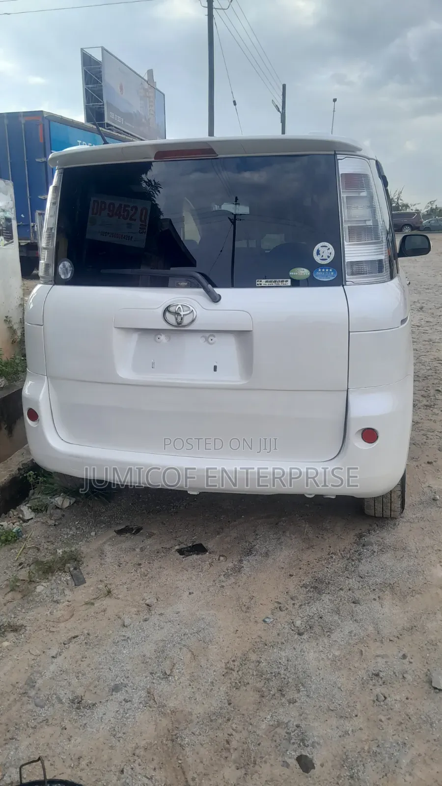 Toyota Sienta 1.5 AWD 2012 White