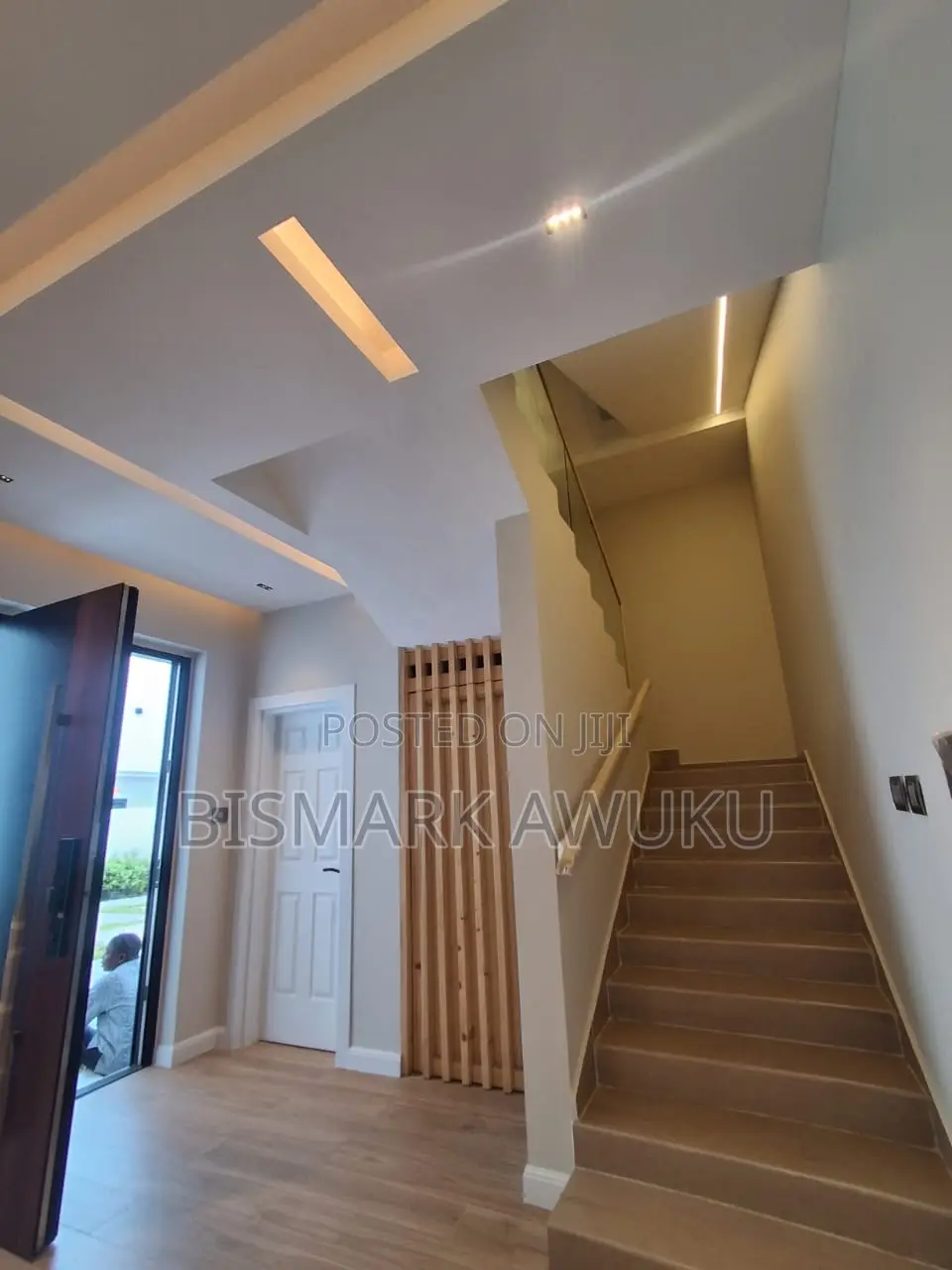 4bdrm House in Dzorwulu for sale
