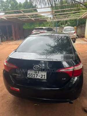 Toyota Corolla 2015 Black