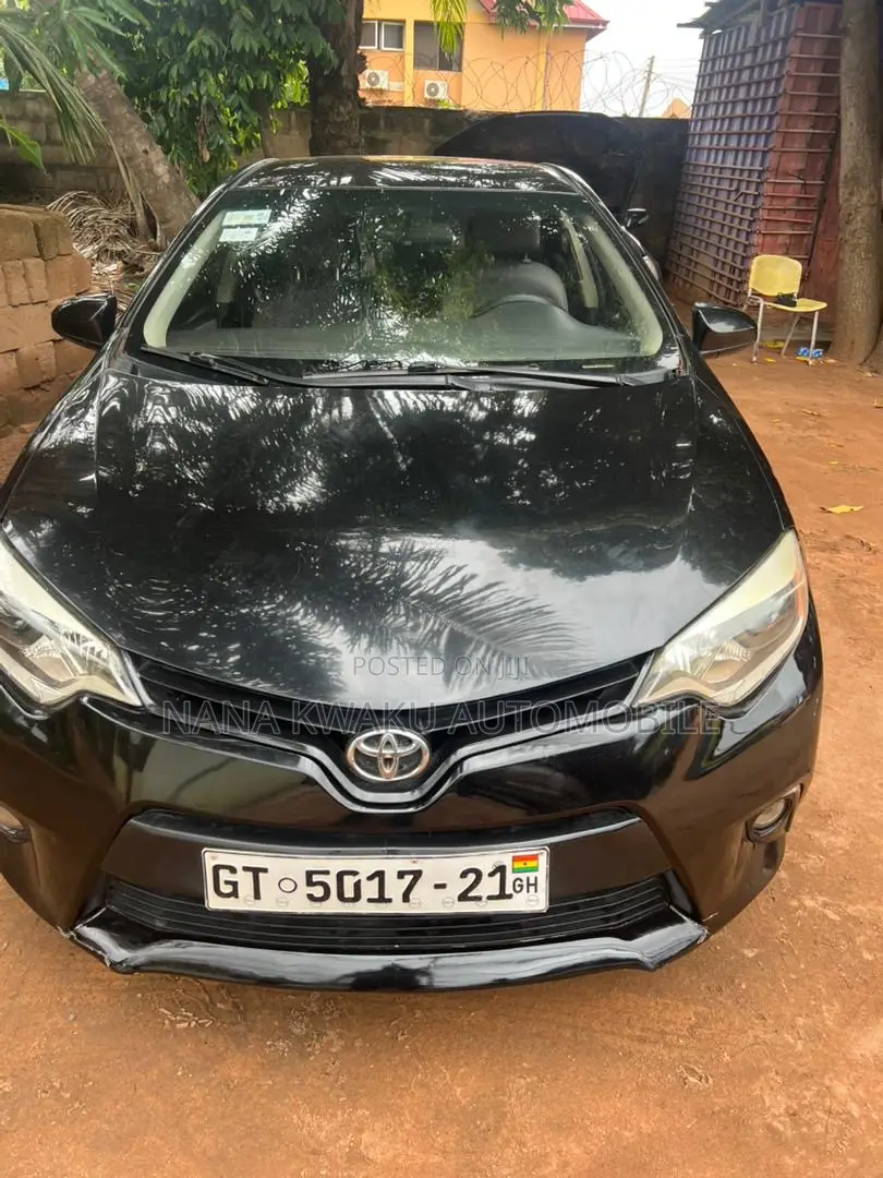 Toyota Corolla 2015 Black