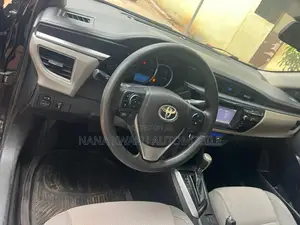 Toyota Corolla 2015 Black