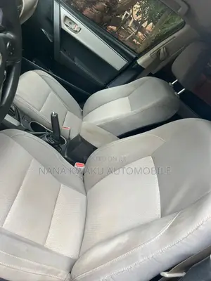 Toyota Corolla 2015 Black