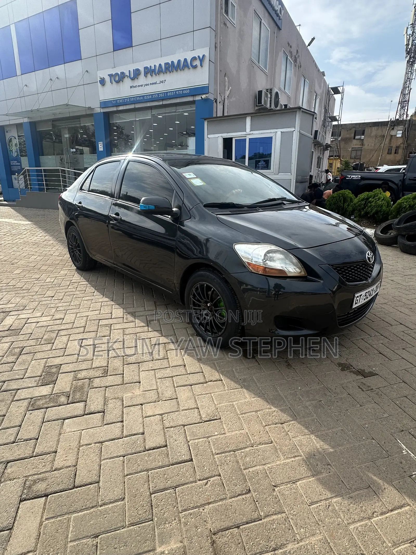 Toyota Yaris 2012 Black