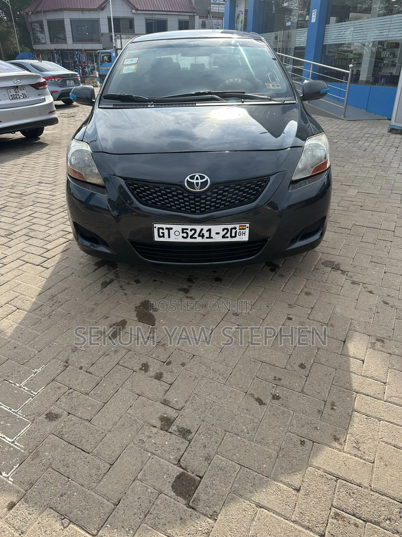 Toyota Yaris 2012 Black