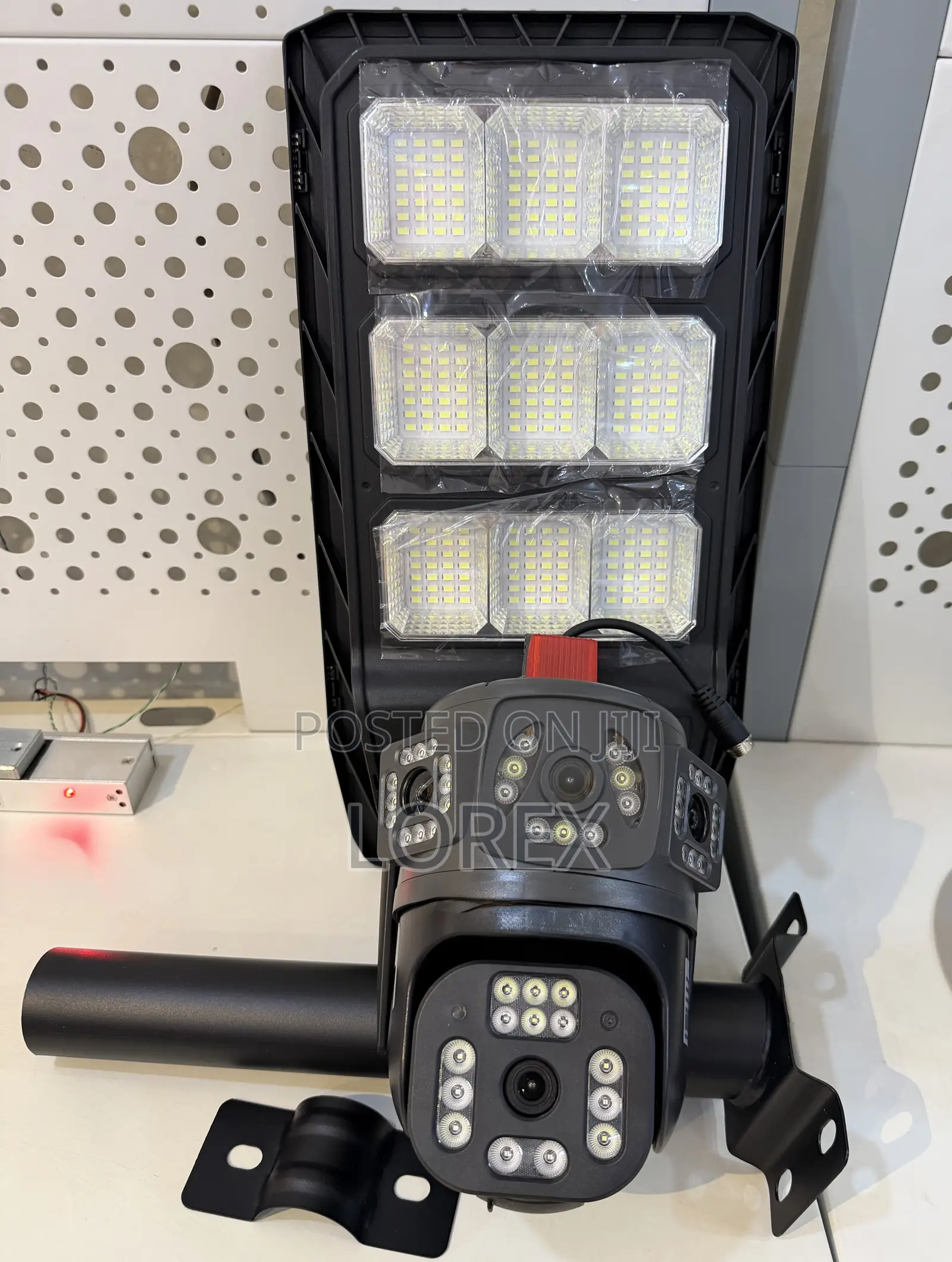 Solar Street Light 4g Camera Hieasy App 4mp 2 Way Audio, Full Color