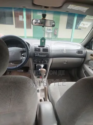 Toyota Corolla 2002 Silver