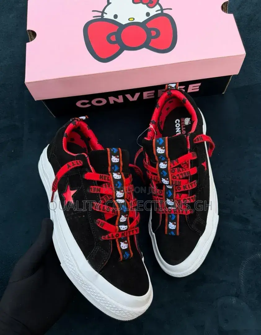 Converse X Hello Kitty One Star Ox
