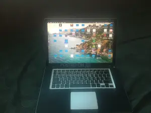 Laptop Apple MacBook Pro 8GB Intel Core i7 HDD 750GB