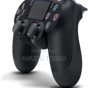 Dual Shock Wireless Playstation 4 Controller Black'