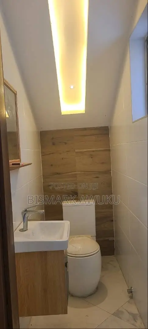 4bdrm House in East Legon for rent