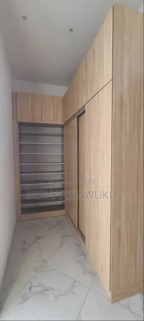 4bdrm House in East Legon for rent