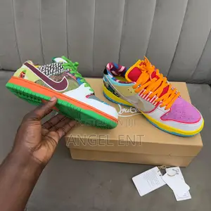 Nike Sb Dunk Low "What the Dunk" Sneakers With Box Loc: Adum Kumasi