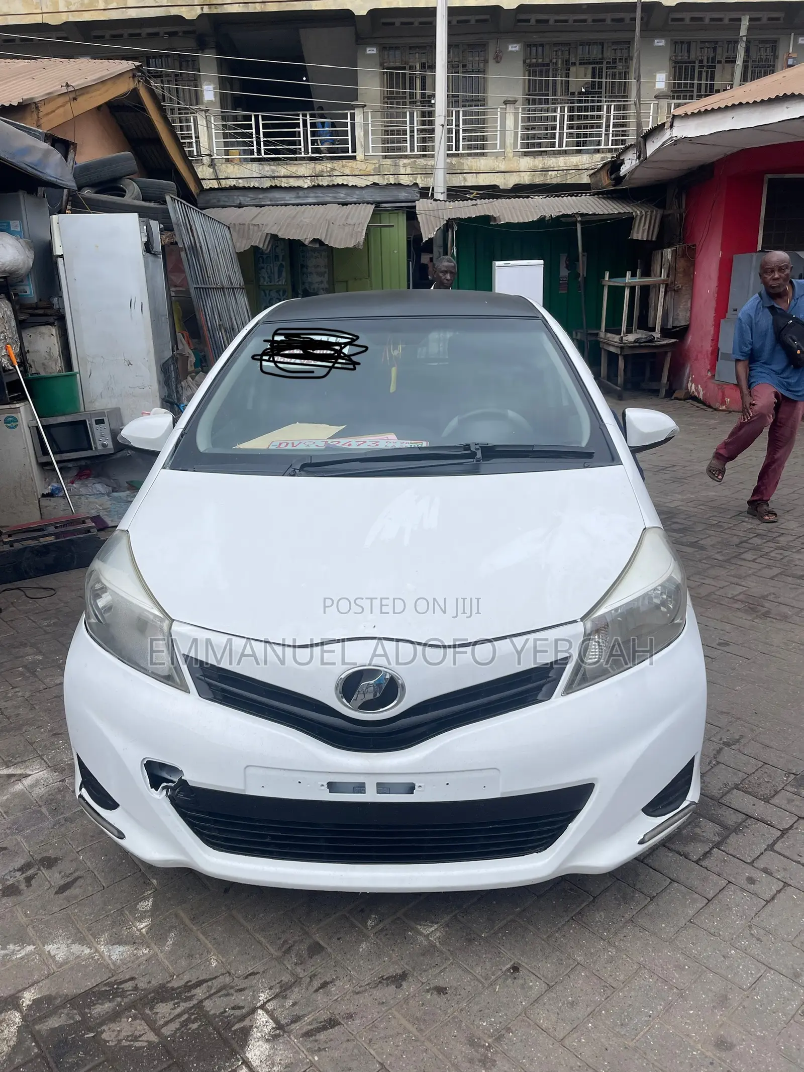 Toyota Vitz 2012 White