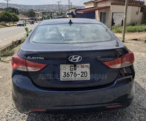 Hyundai Elantra 2013 Blue