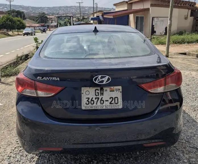 Hyundai Elantra 2013 Blue