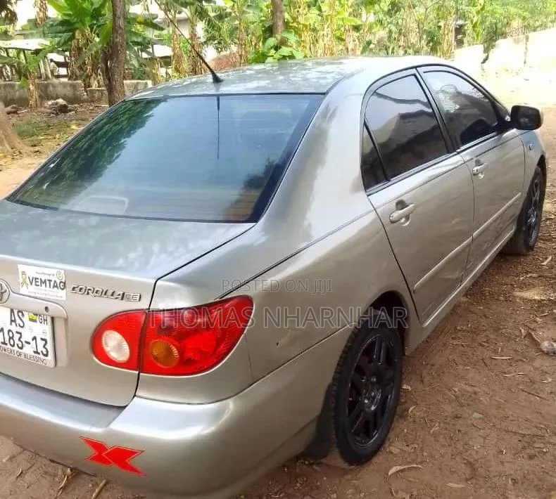 Toyota Corolla LE 2007 Ivory