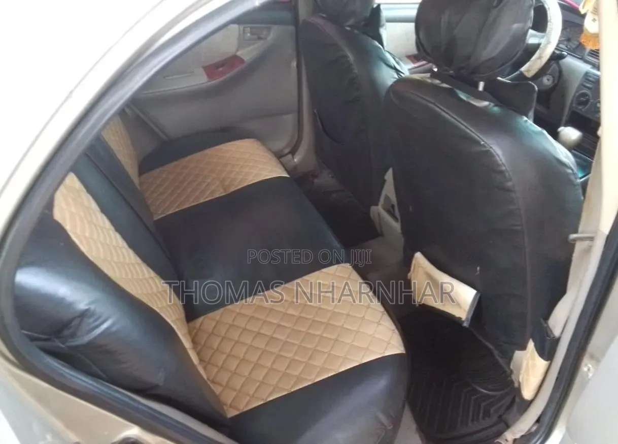 Toyota Corolla LE 2007 Ivory