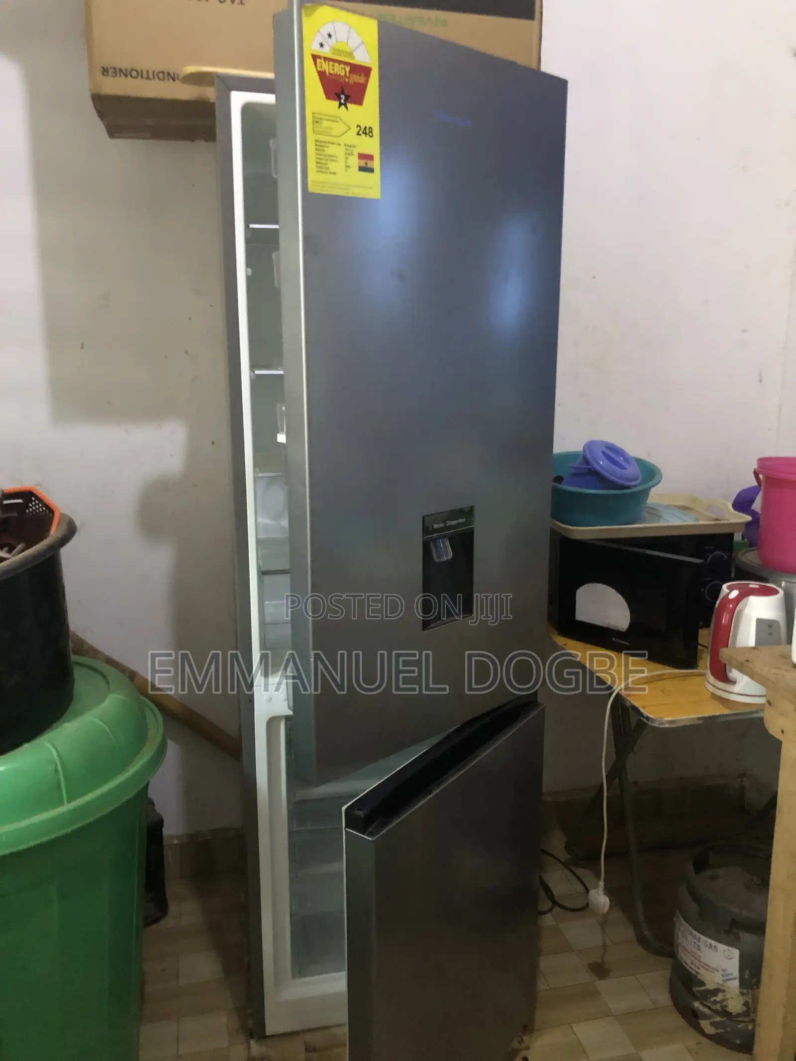 Hisense Refrigerator With Dispenser (262l)