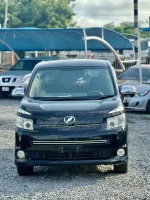 Toyota Voxy 2012 Black
