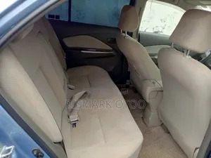 Toyota Belta 2010 Blue