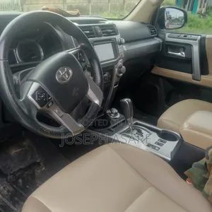 Toyota 4-Runner 2016 Red