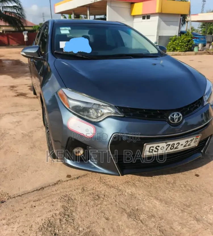 Toyota Corolla 2015 Gray