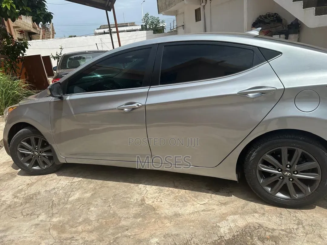 Hyundai Elantra 2015 Gray