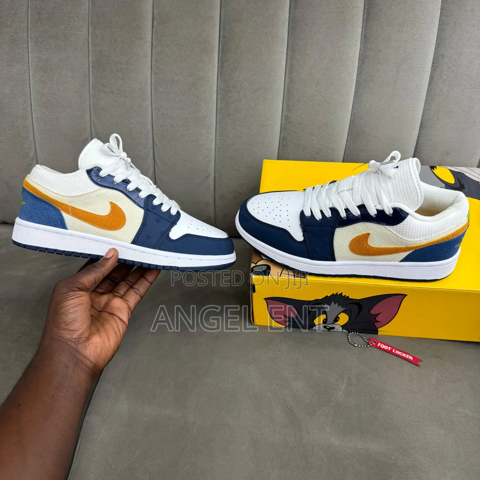 Nike Air Jordan 1 Low Se "Messy Room" Sneakers (Loc: Adum Kumasi)