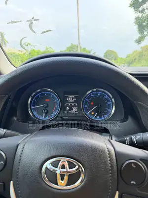 Toyota Corolla LE (1.8L 4cyl 2A) 2019 Red