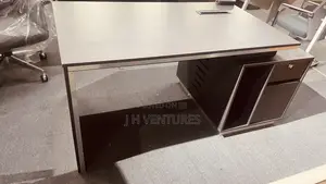 Advance Office Desk
