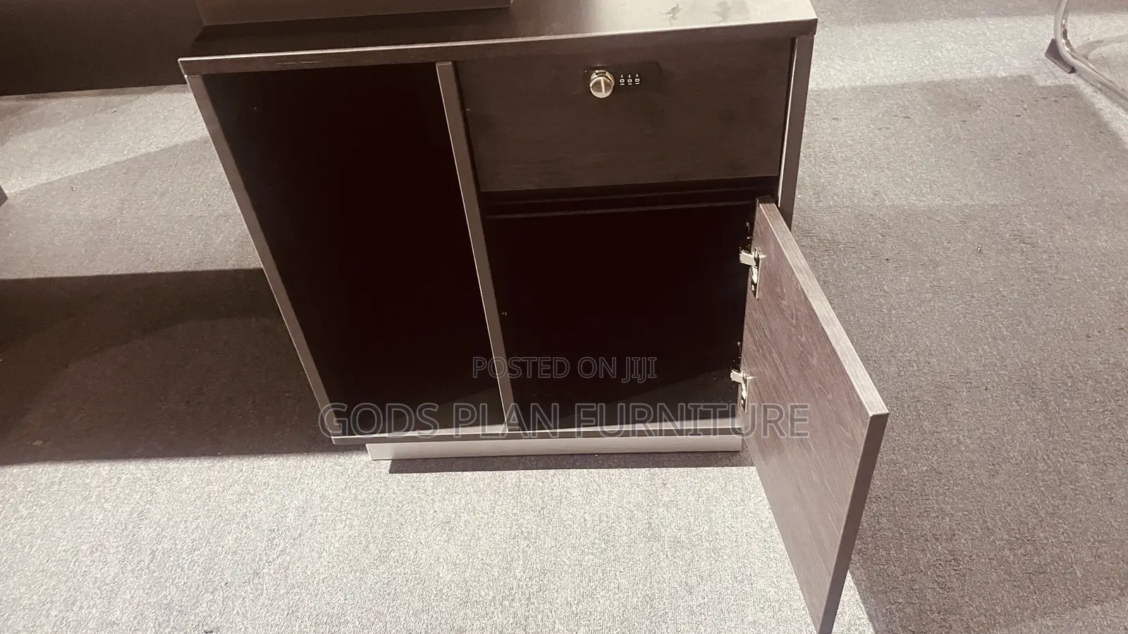 Advance Office Desk