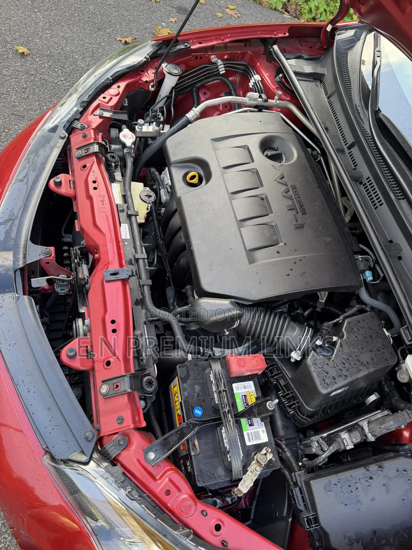 Toyota Corolla LE (1.8L 4cyl 2A) 2019 Red