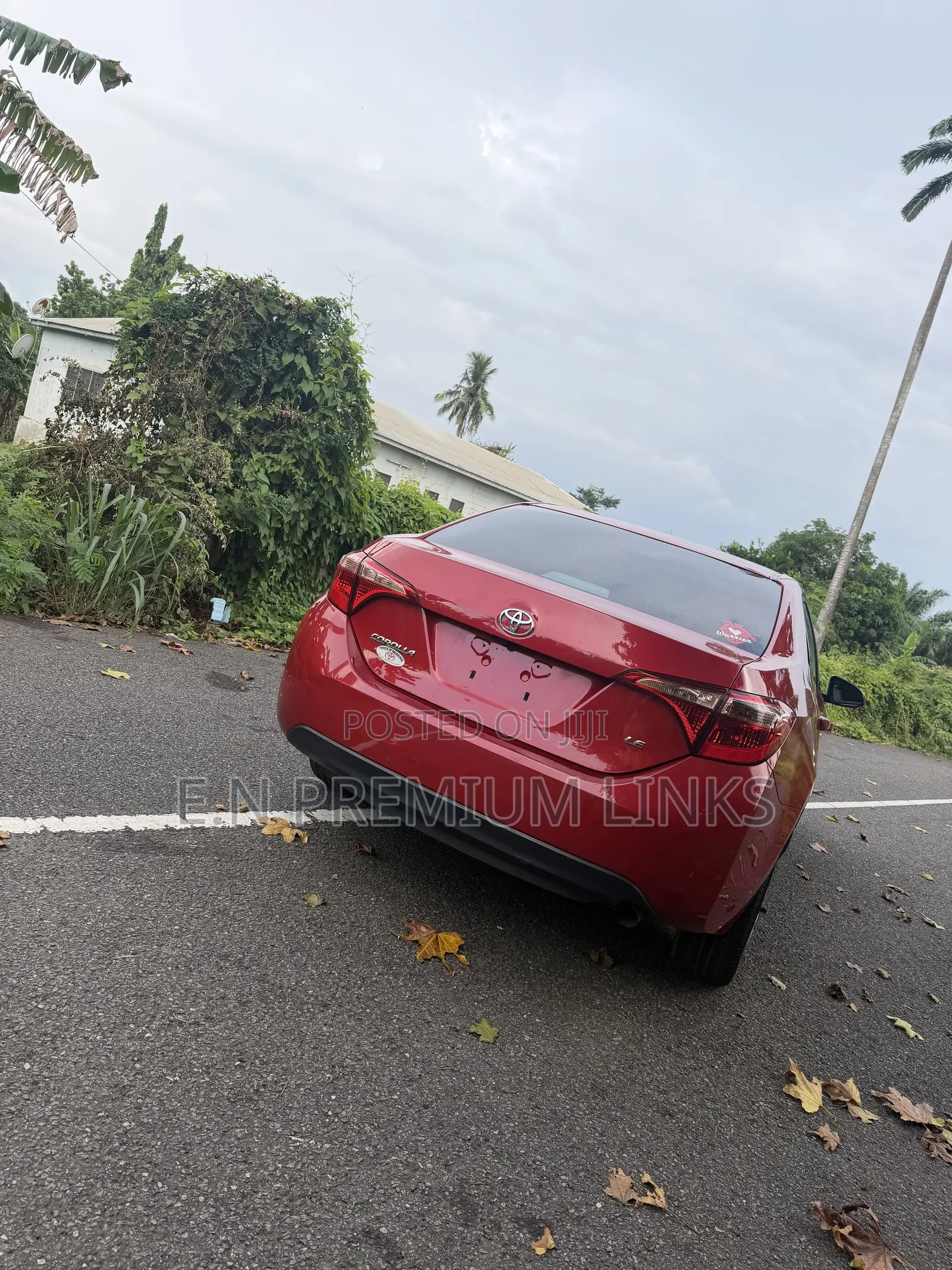 Toyota Corolla LE (1.8L 4cyl 2A) 2019 Red