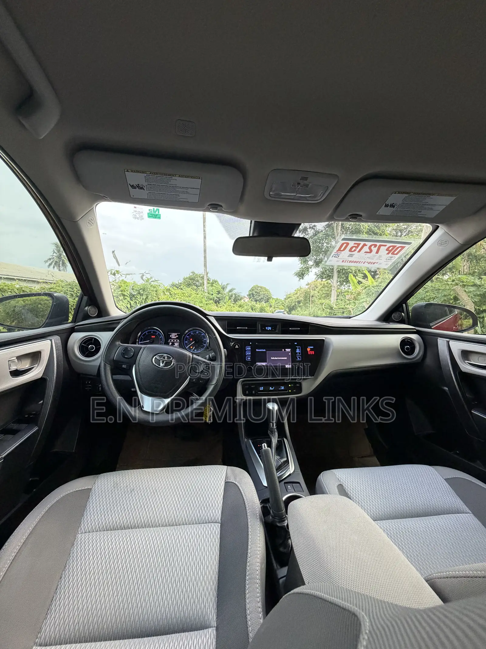 Toyota Corolla LE (1.8L 4cyl 2A) 2019 Red
