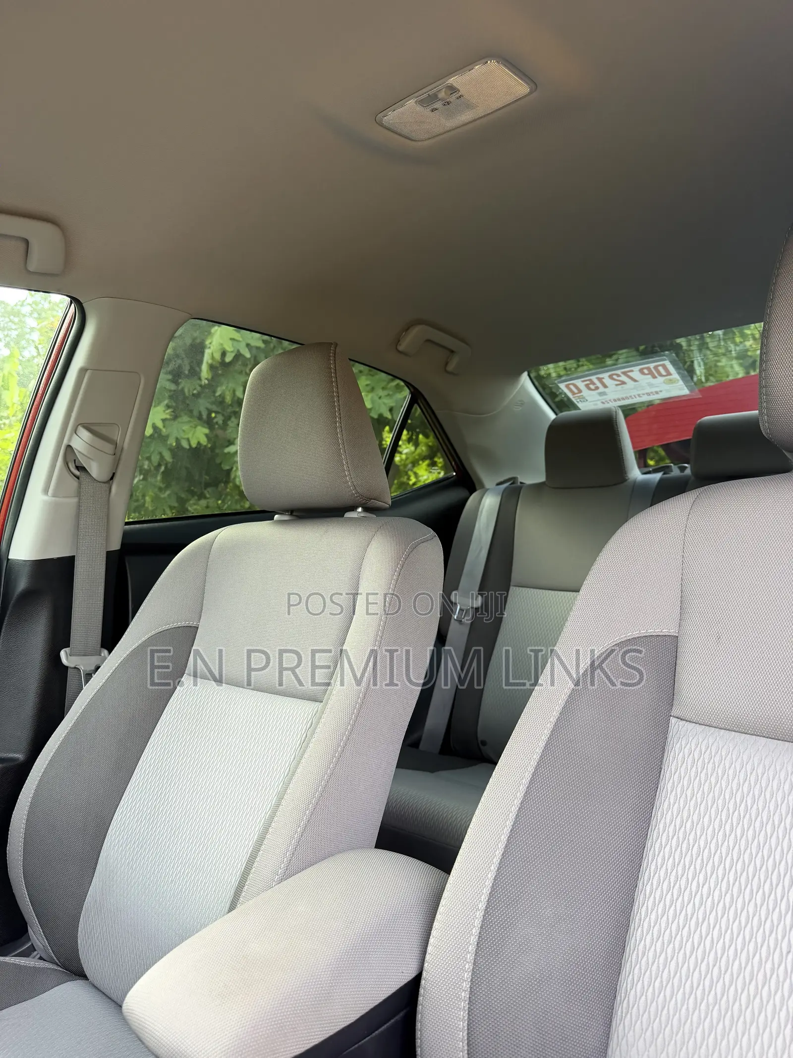 Toyota Corolla LE (1.8L 4cyl 2A) 2019 Red
